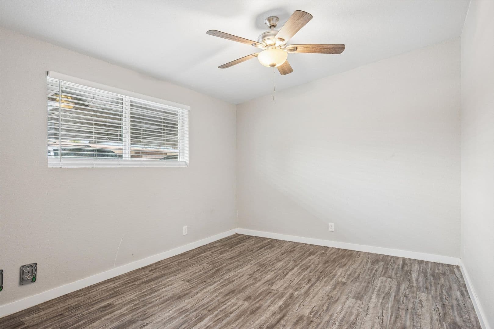 Mesa Apartment: 449 N Williams