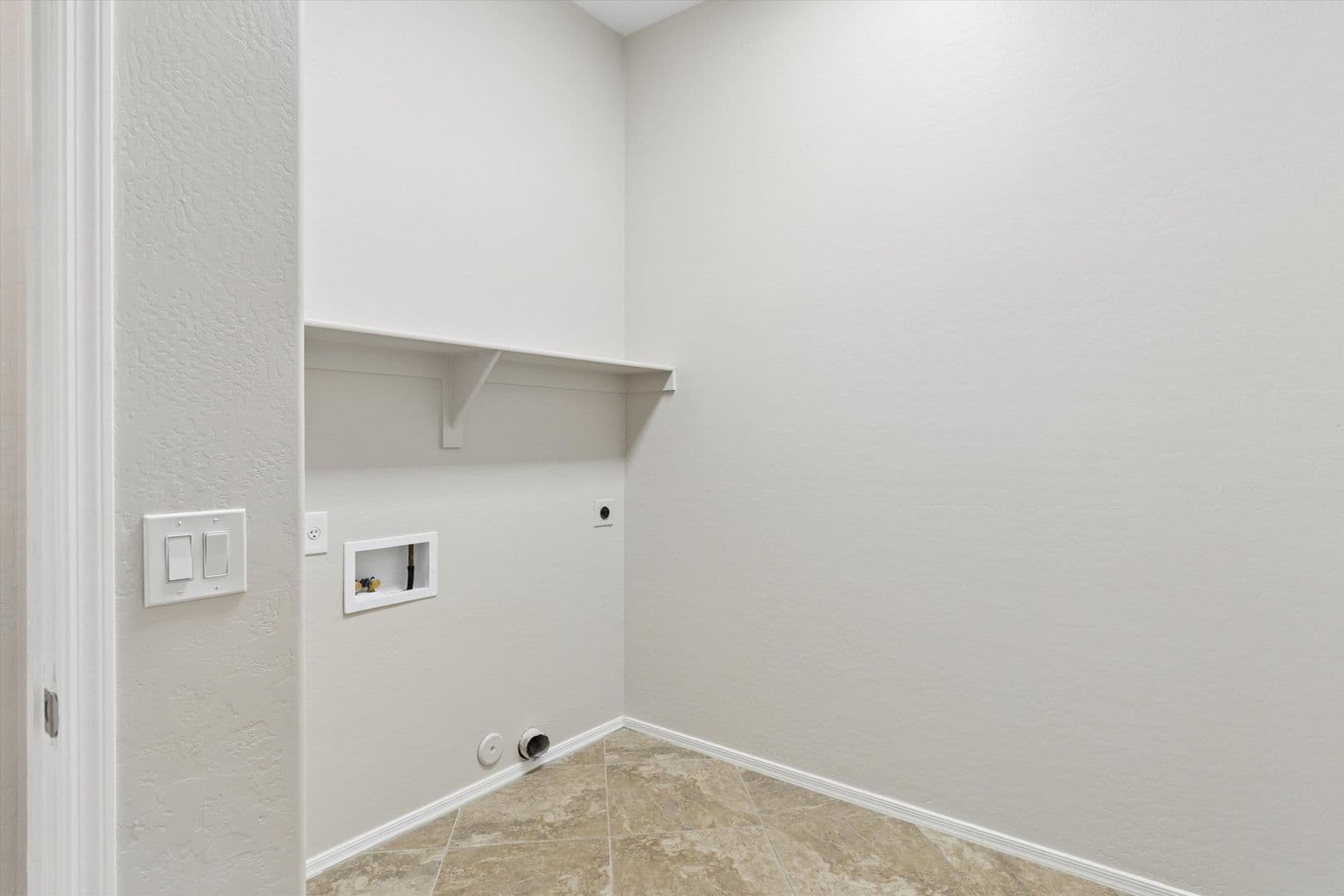Cave Creek House: 33849 N 43rd Street
