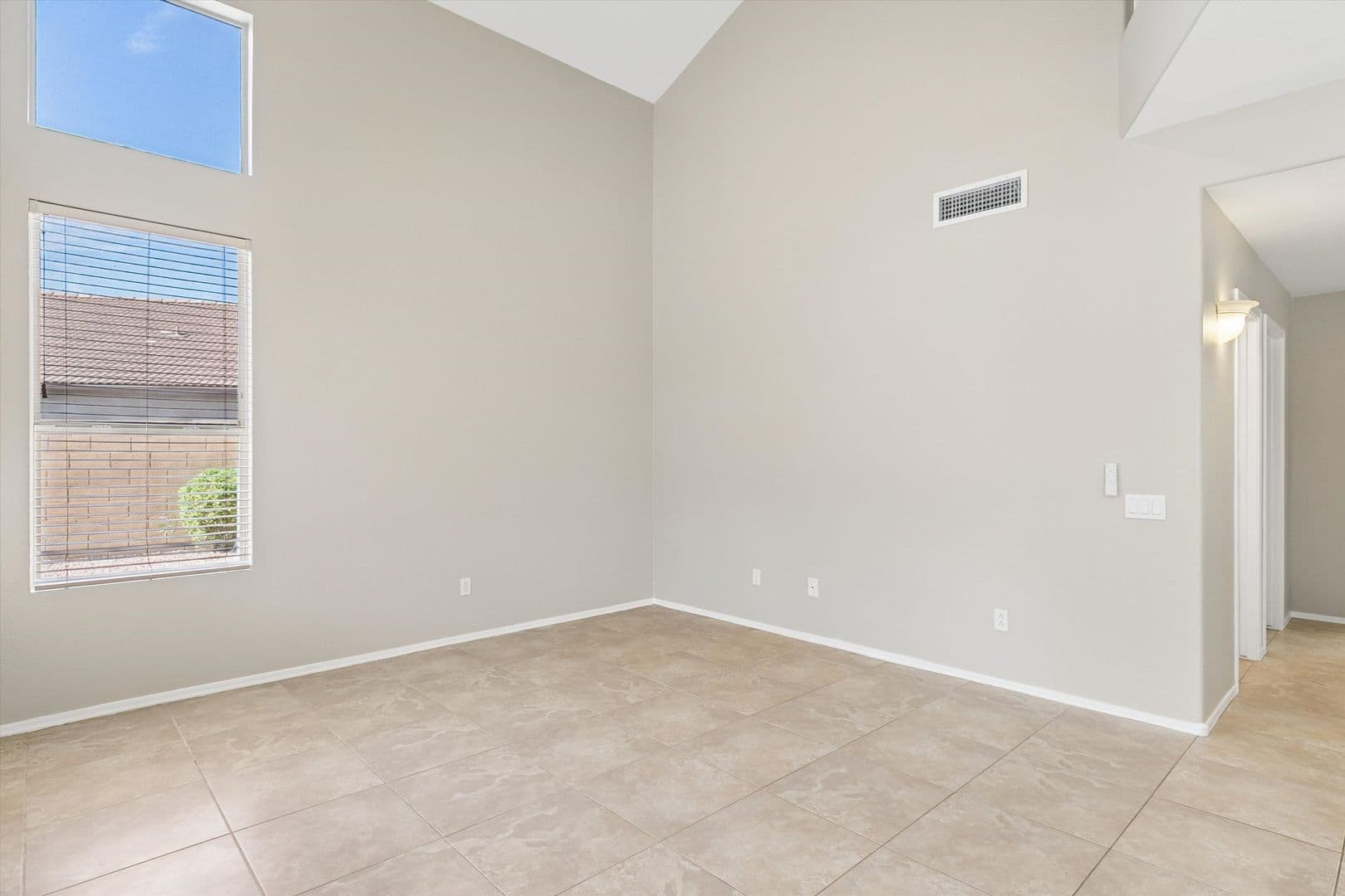 Cave Creek House: 26803 N 43rd Street