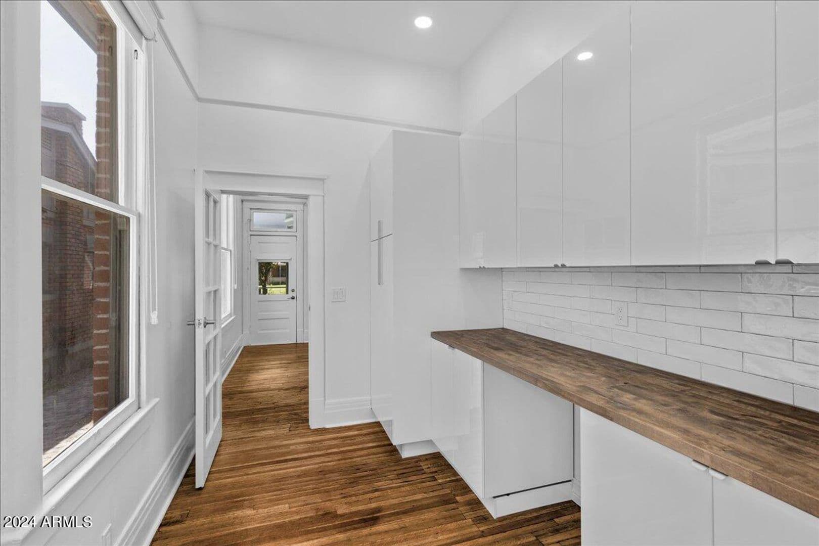 Phoenix House: 825 N 3rd Avenue