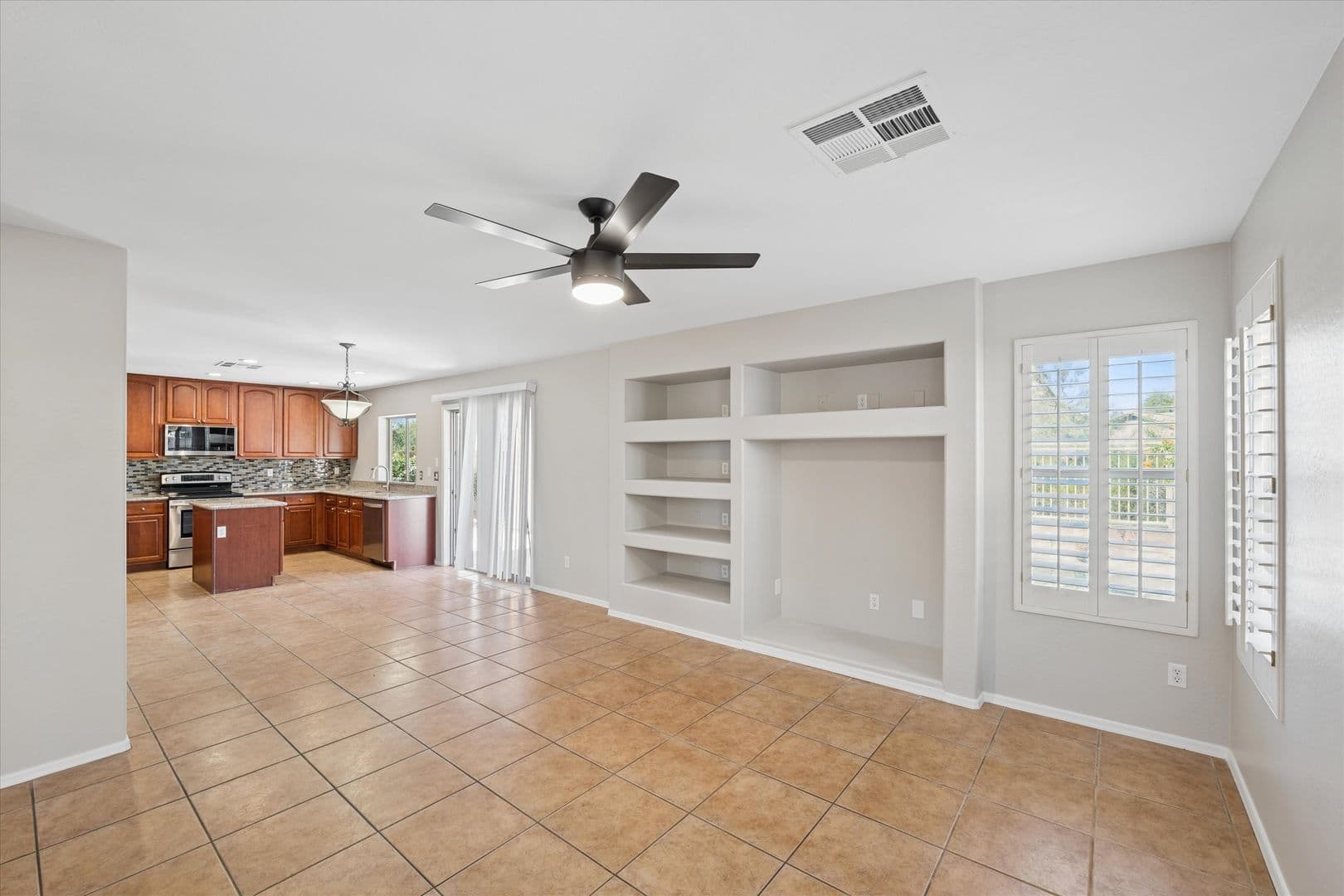 Cave Creek House: 4724 E Preserve Way