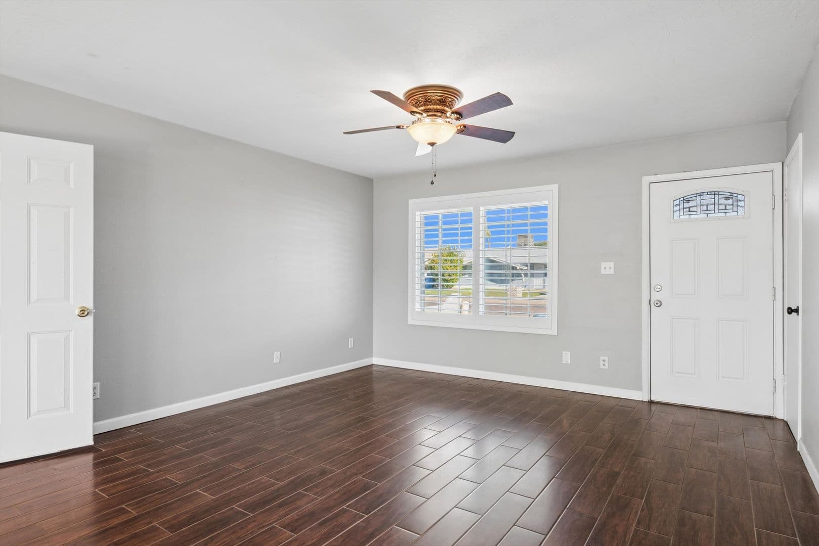 Phoenix House: 2327 W Sunnyside Avenue