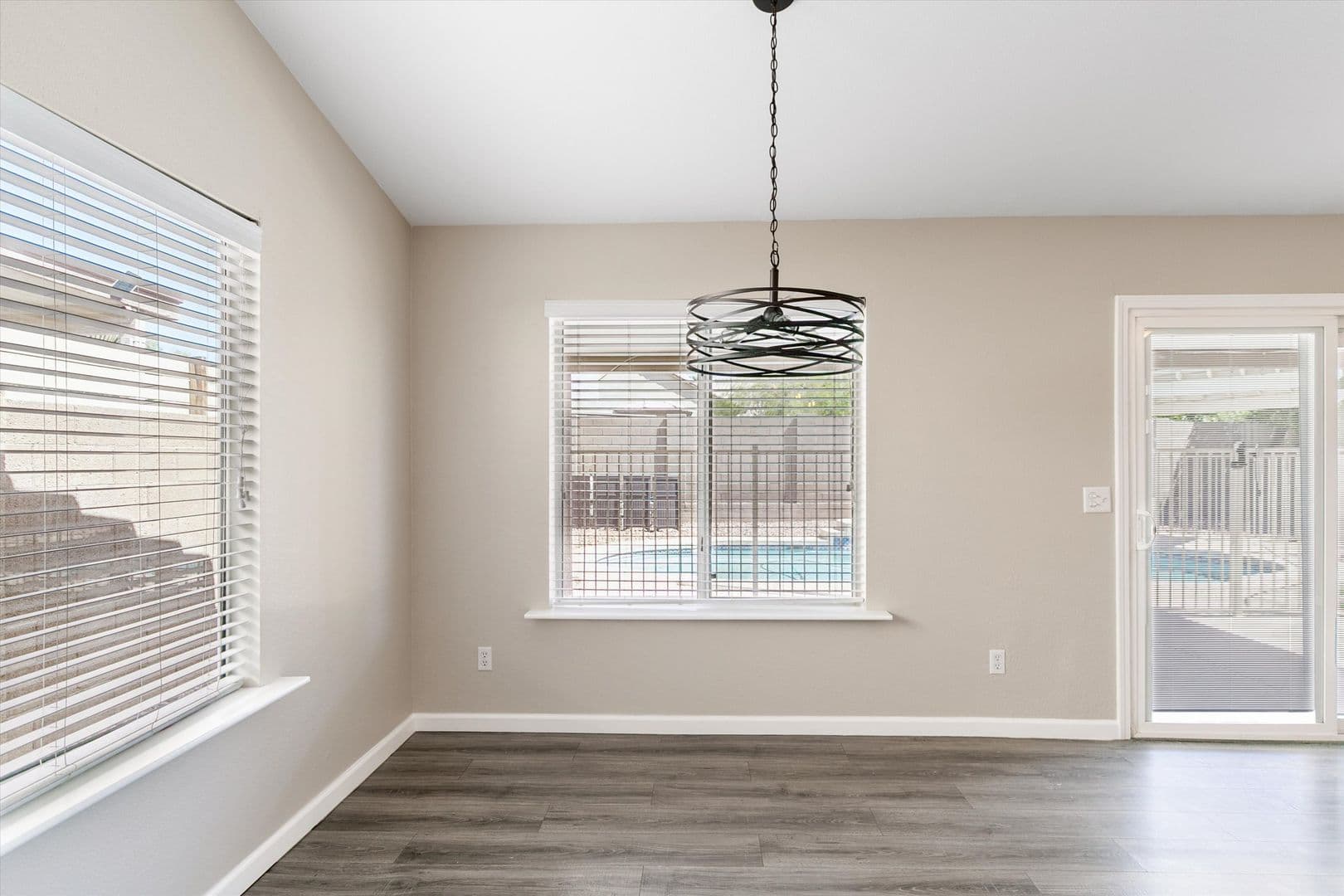 Peoria House: 17857 N 85th lane