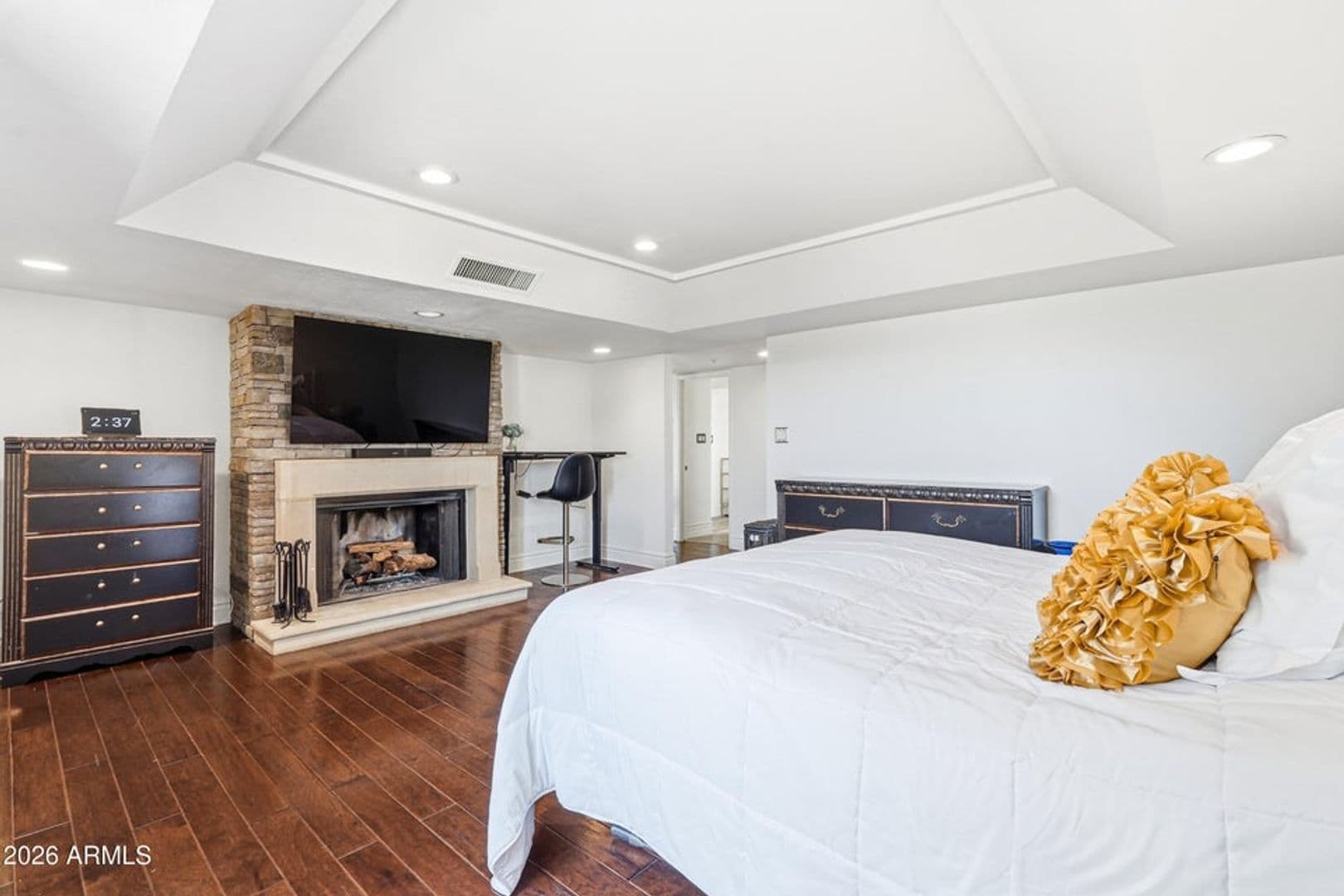 Phoenix House: 3800 E Lincoln Drive
