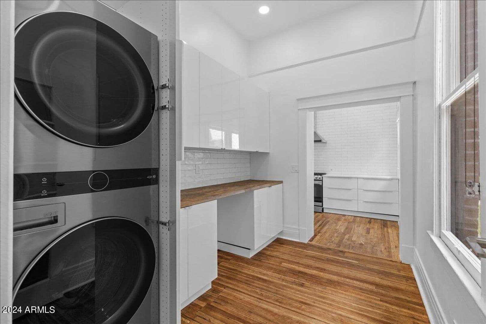 Phoenix House: 825 N 3rd Avenue