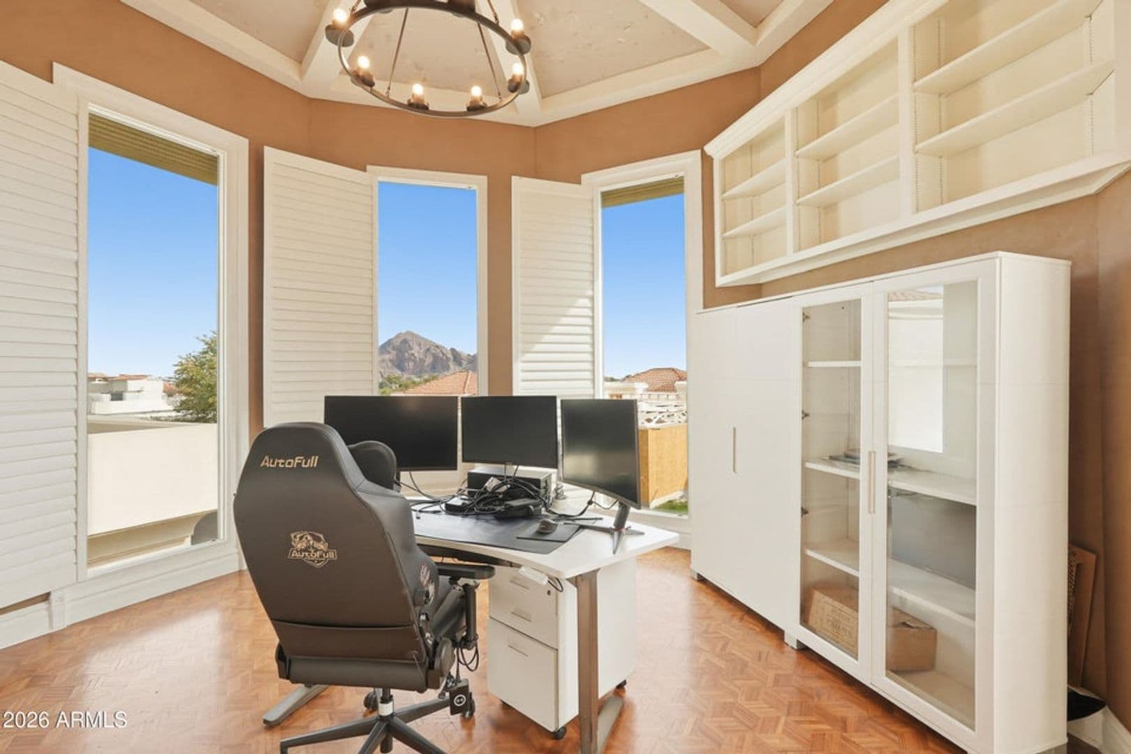Phoenix House: 3800 E Lincoln Drive