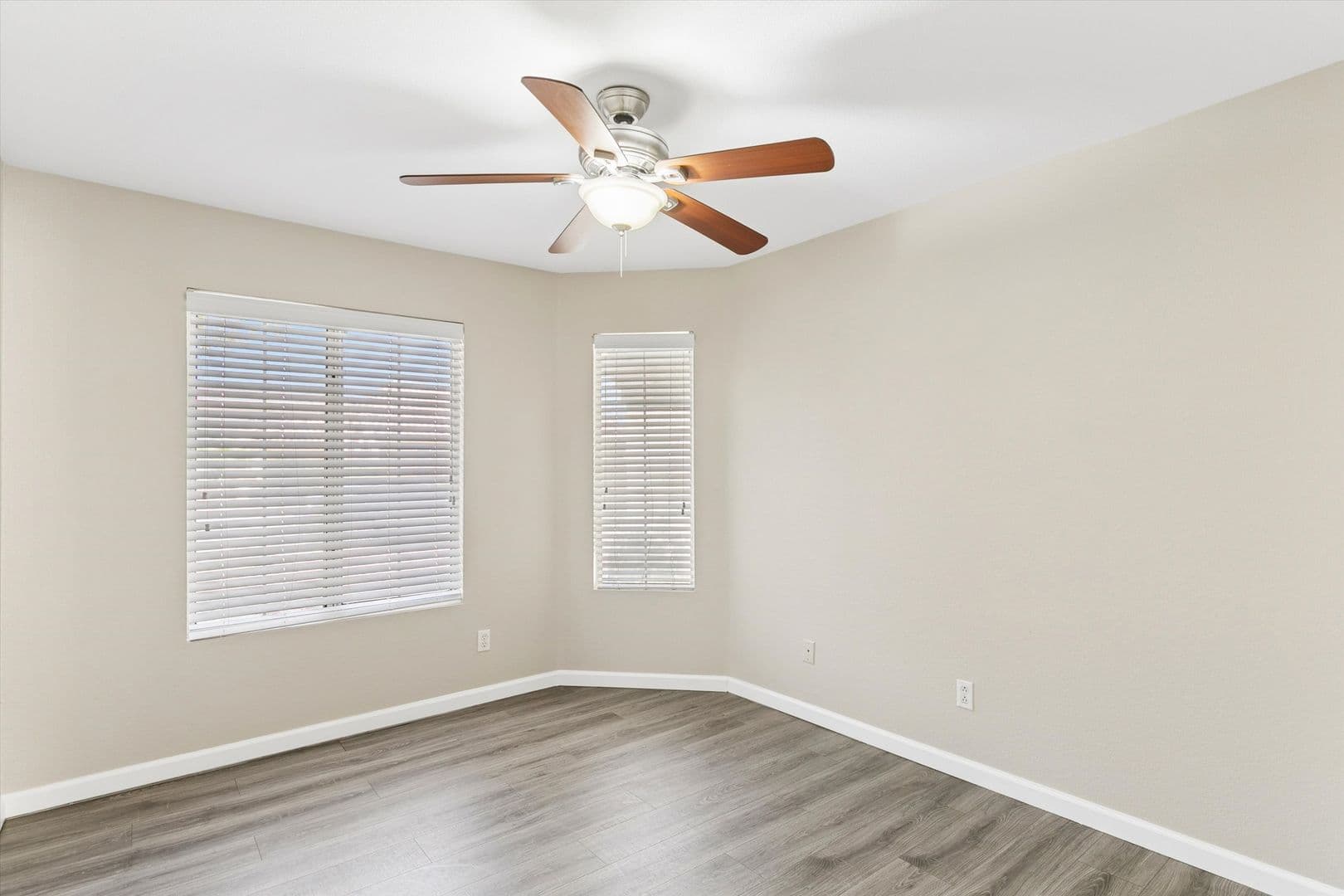 Peoria House: 17857 N 85th lane