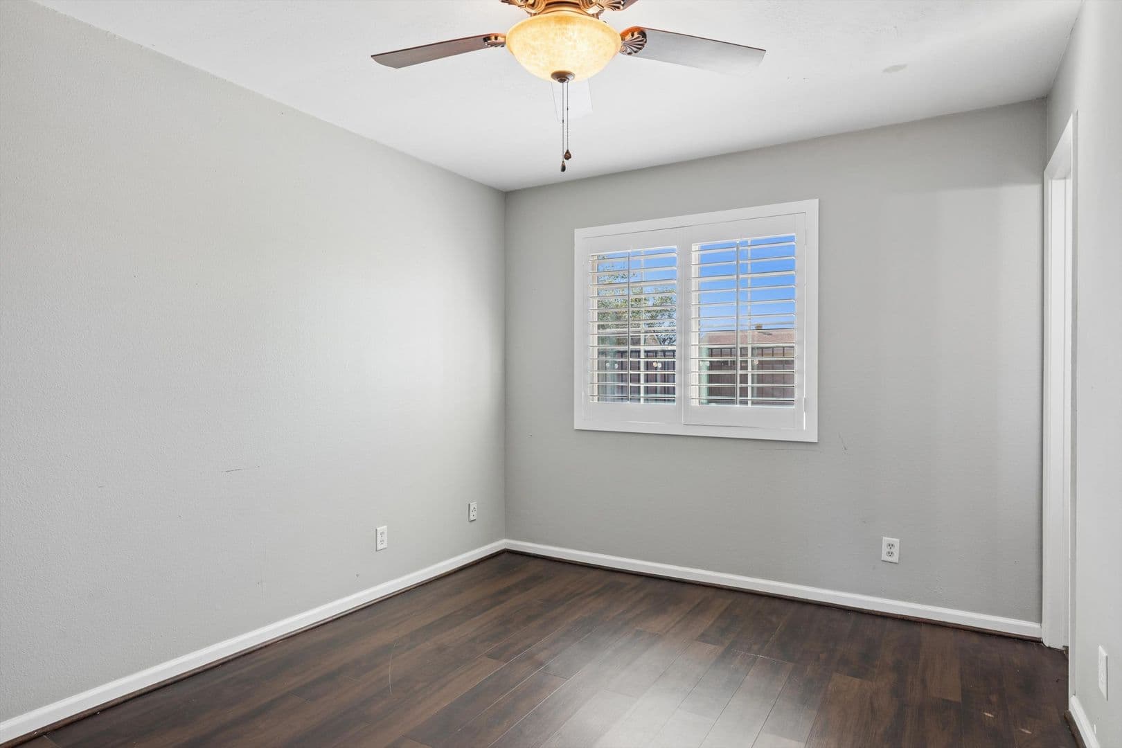 Phoenix House: 2327 W Sunnyside Avenue