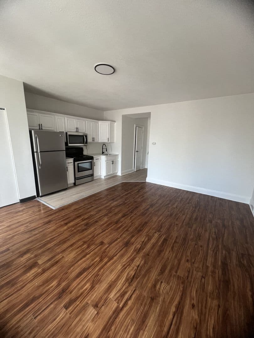 Rochester Apartment: 111 East Ave