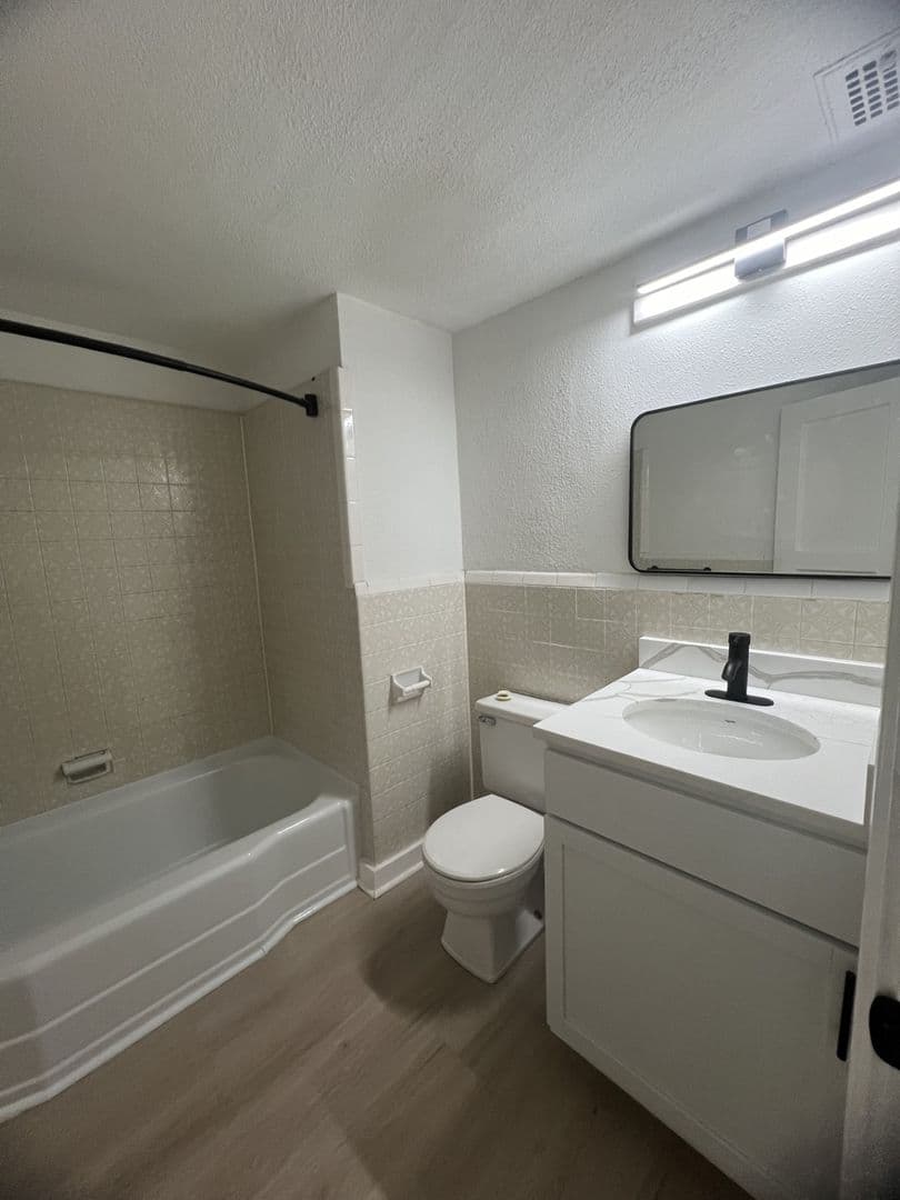 Rochester Apartment: 111 East Ave