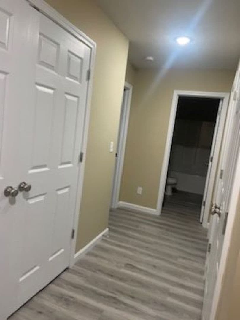 Bardstown Apartment: Pineview Drive