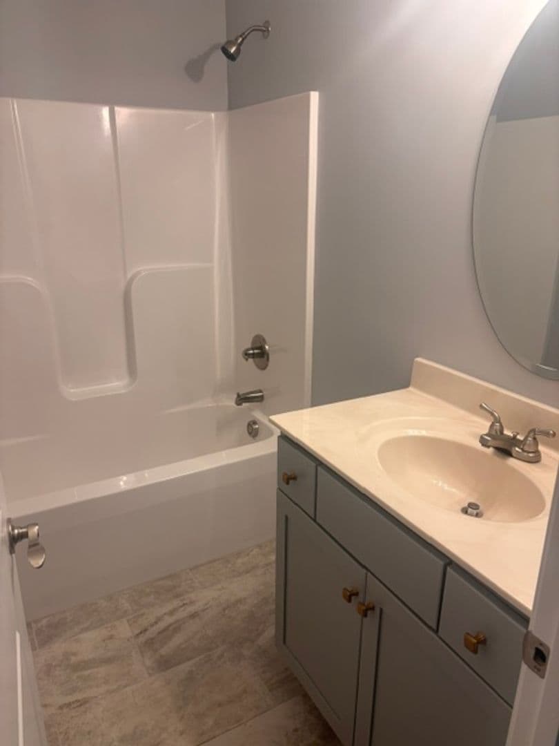 Bardstown Apartment: Lala Lane