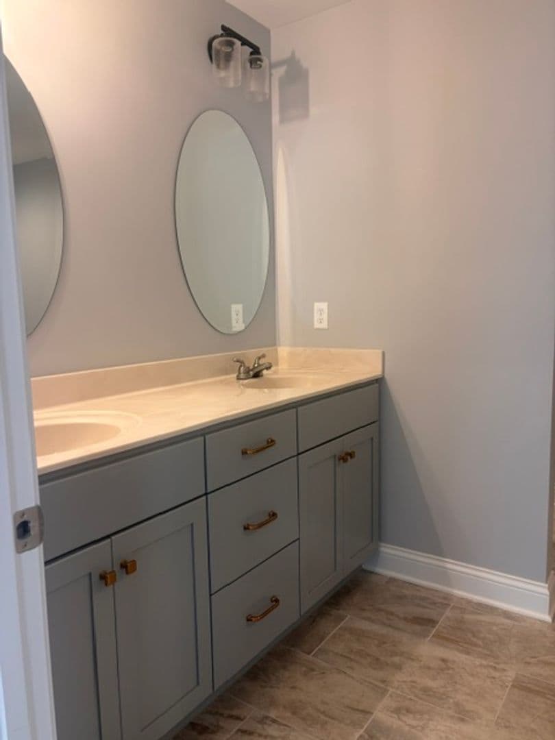 Bardstown Apartment: Lala Lane