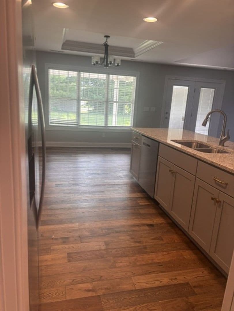 Bardstown Apartment: Lala Lane
