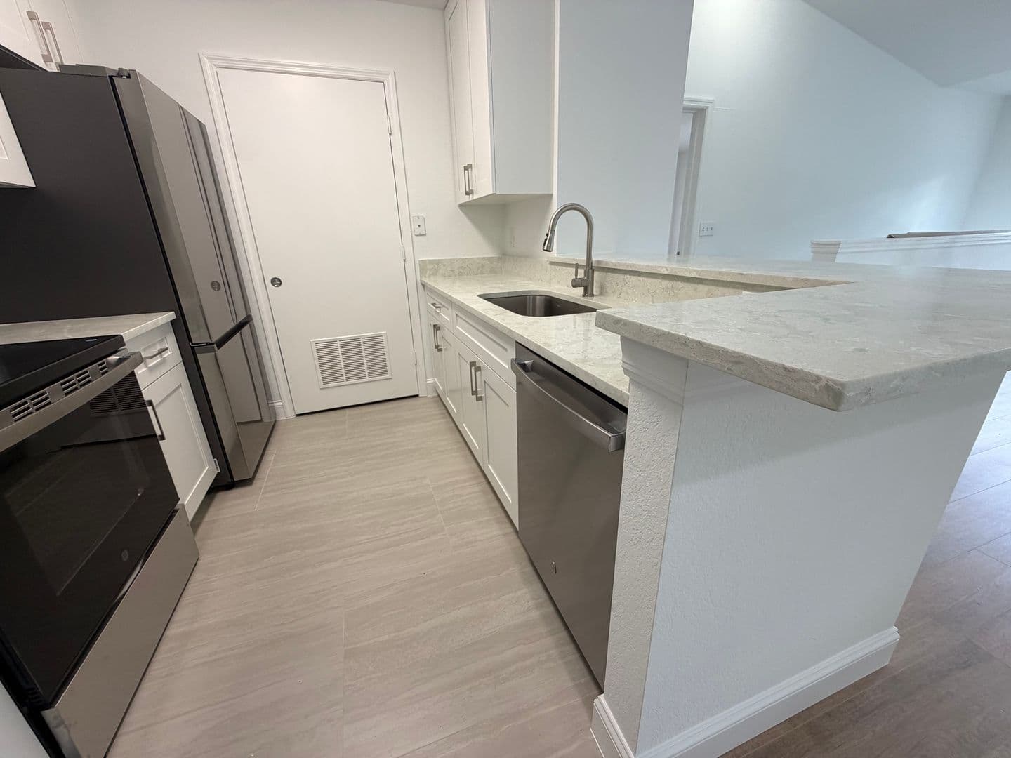 Naples Townhome: 14880 Pleasant Bay Ln. #2205