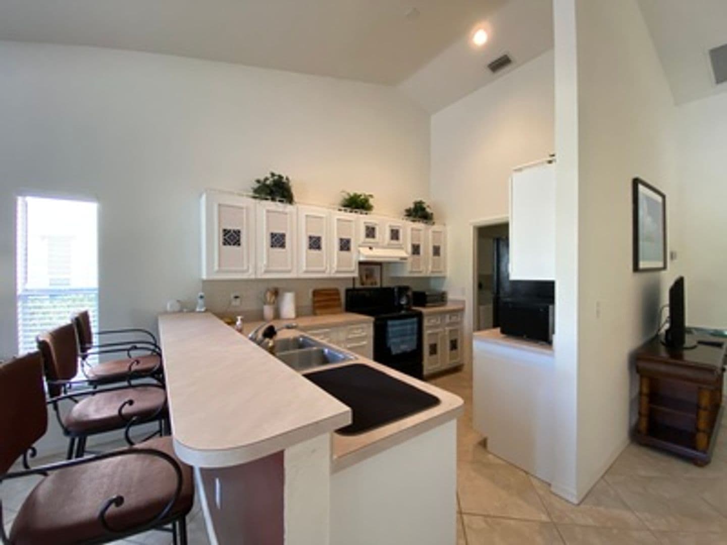 Naples Townhome: 920 Belville Blvd