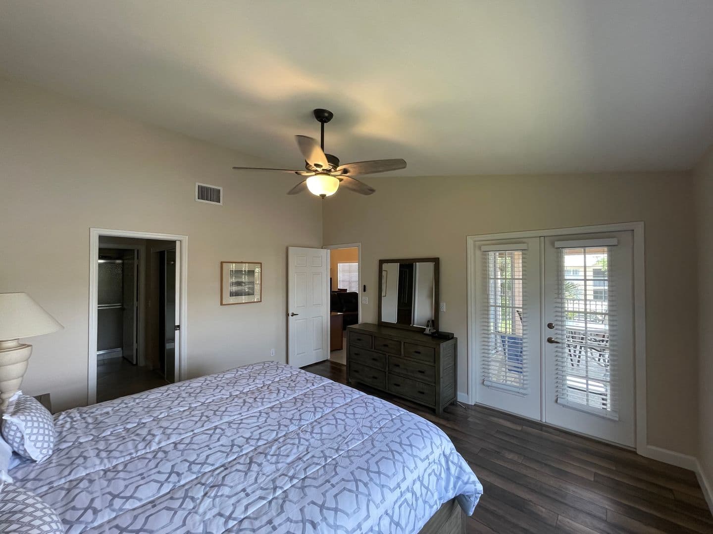 Naples Condo: 440 Wiggins Lake Ct. #201