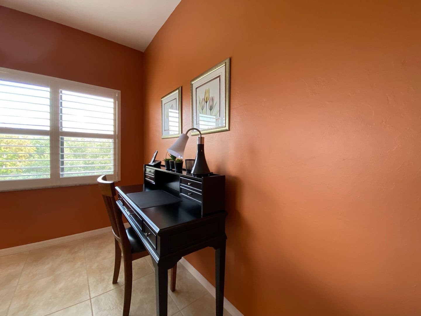 Naples Condo: 230 Vintage Cir.