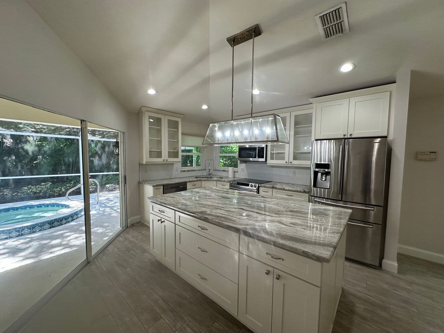 Estero House: 21194 Old Oak Pl