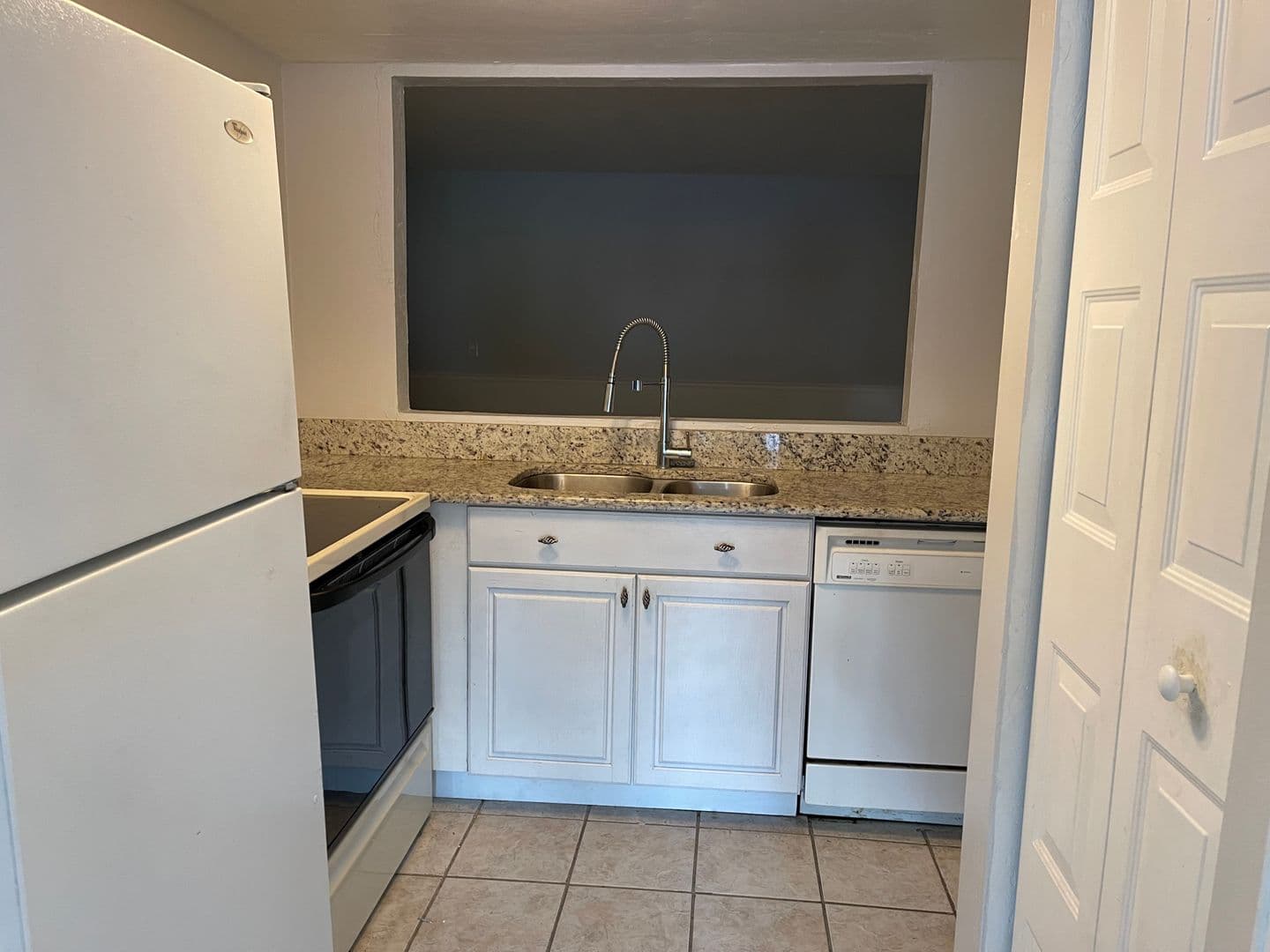 Fort Myers Townhome: 3363 Alouette Cir #2