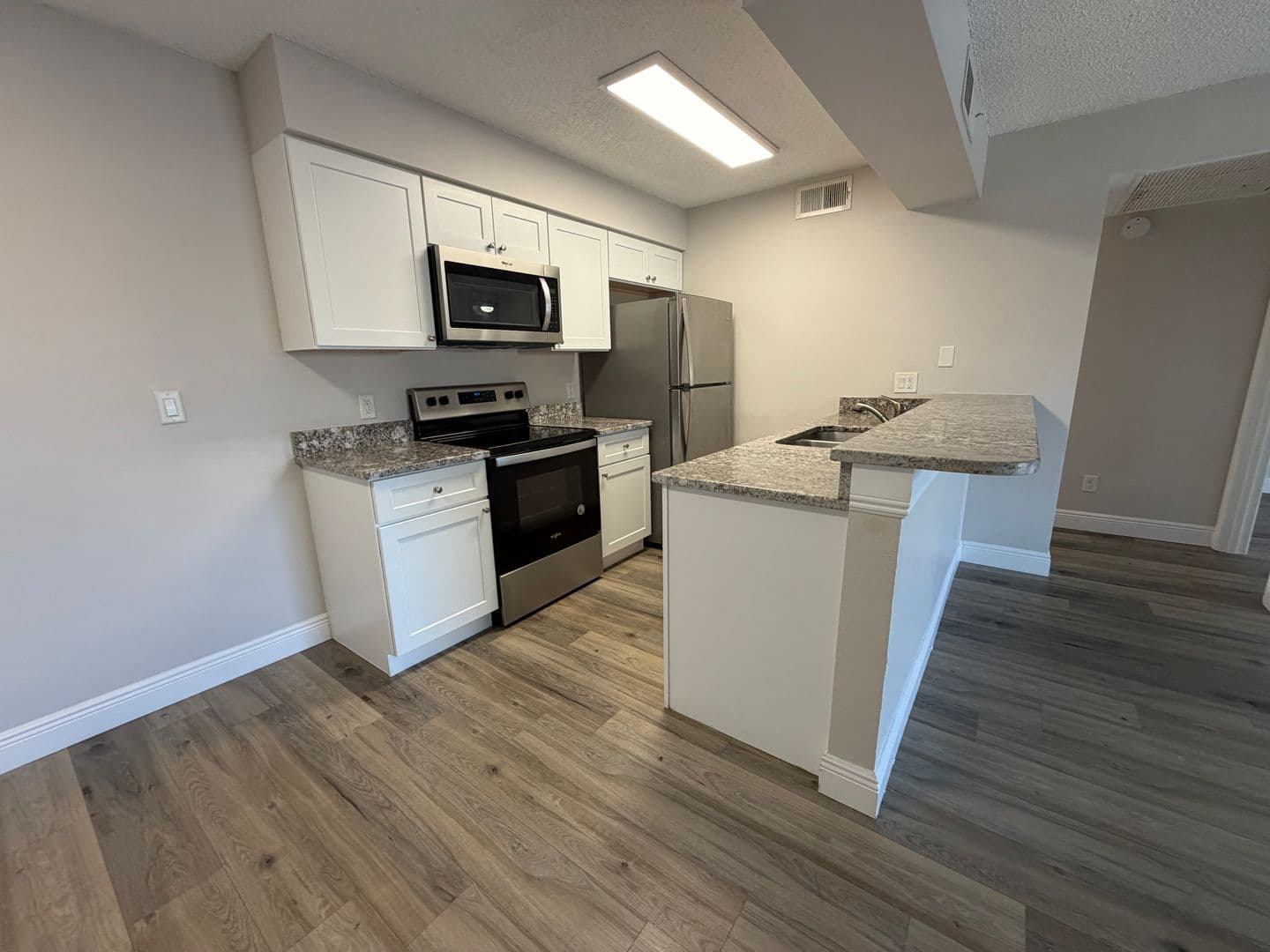 Fort Myers Condo: 5325 Summerlin Rd.