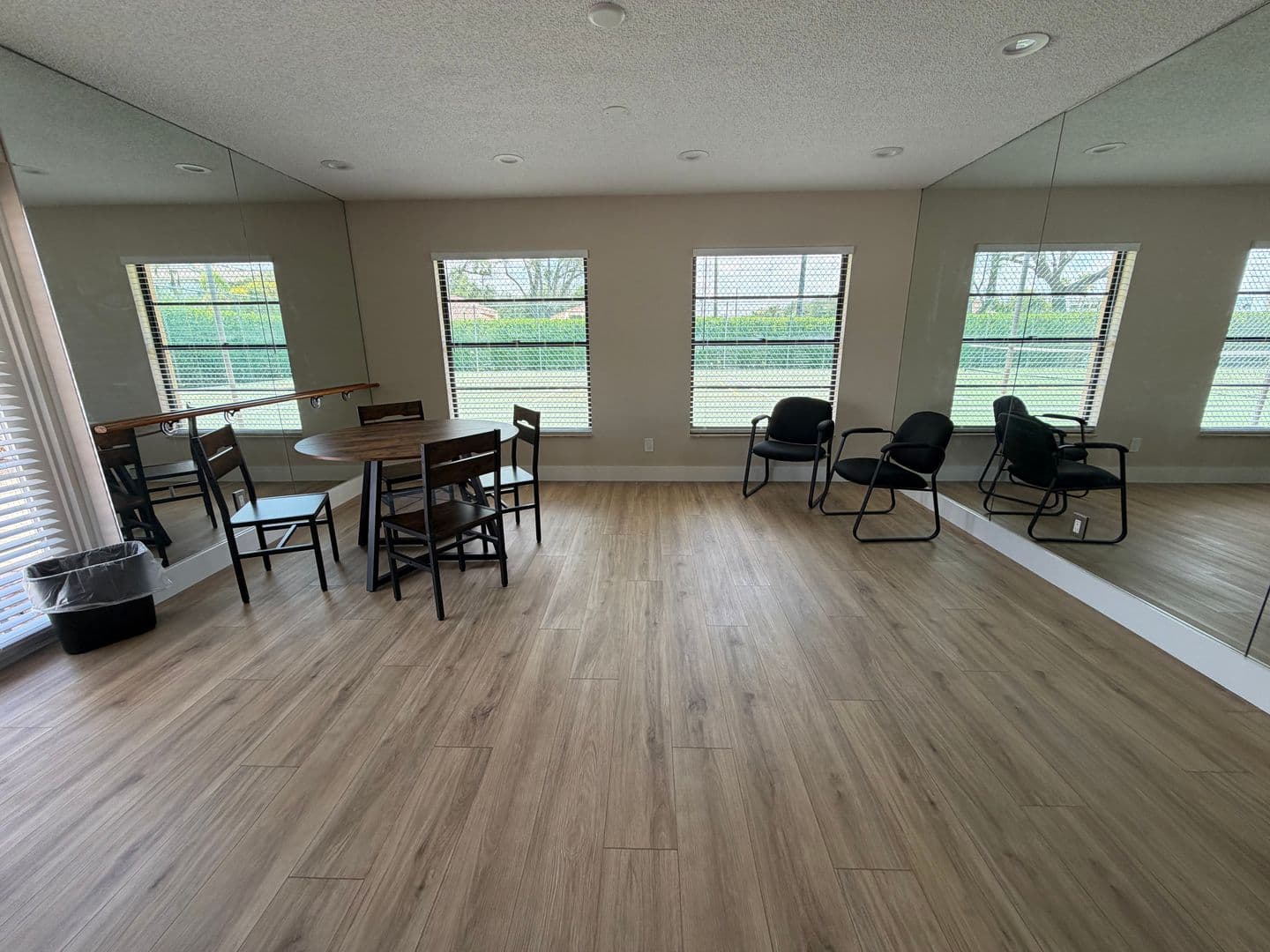 Fort Myers Condo: 5325 Summerlin Rd.