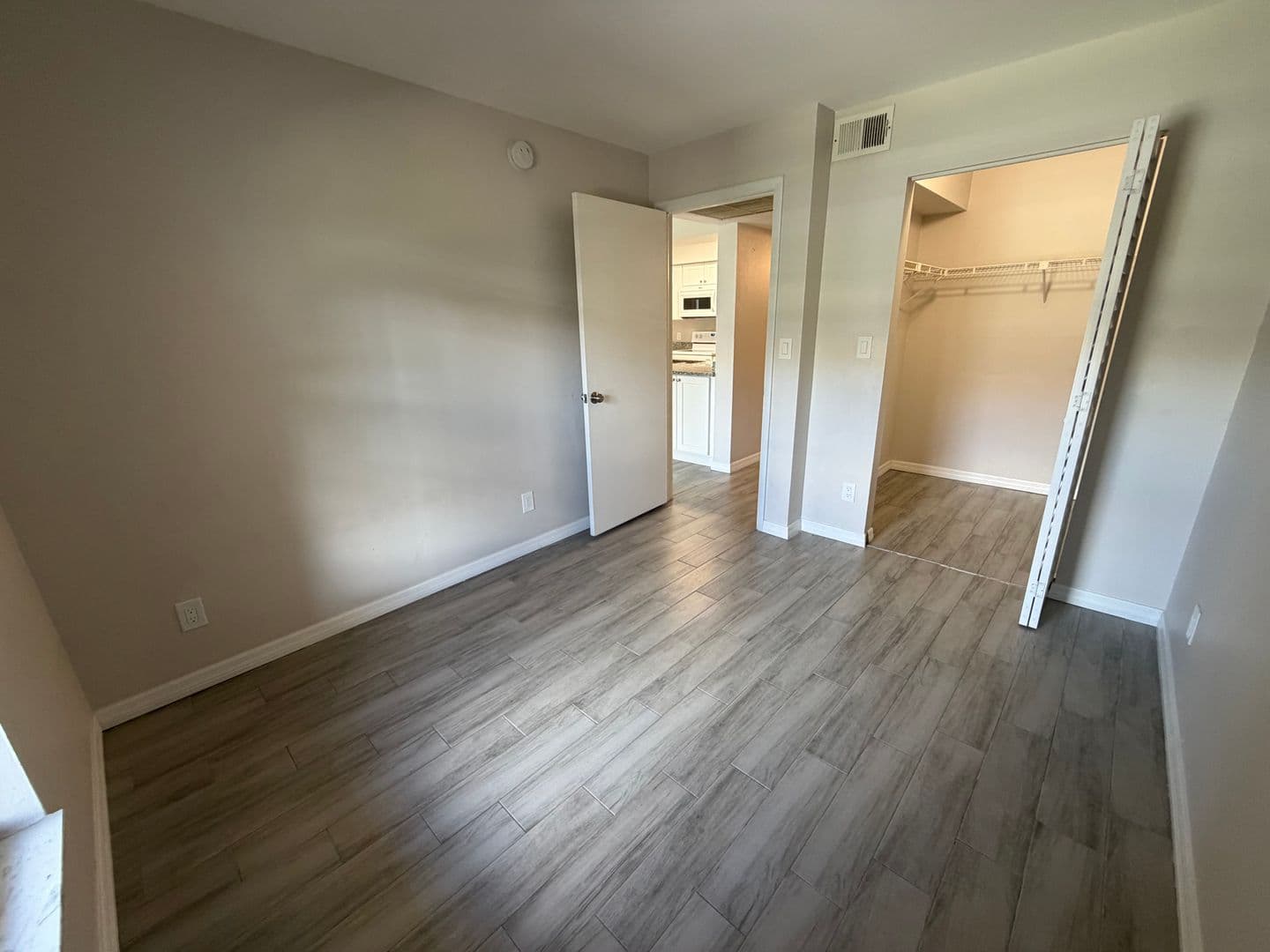 Fort Myers Condo: 5307 Summerlin Rd.