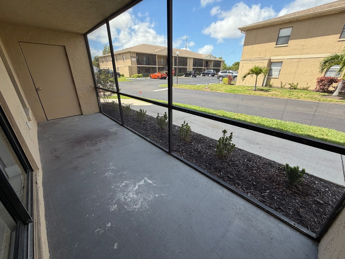 Fort Myers Condo: 5317 Summerlin Rd.