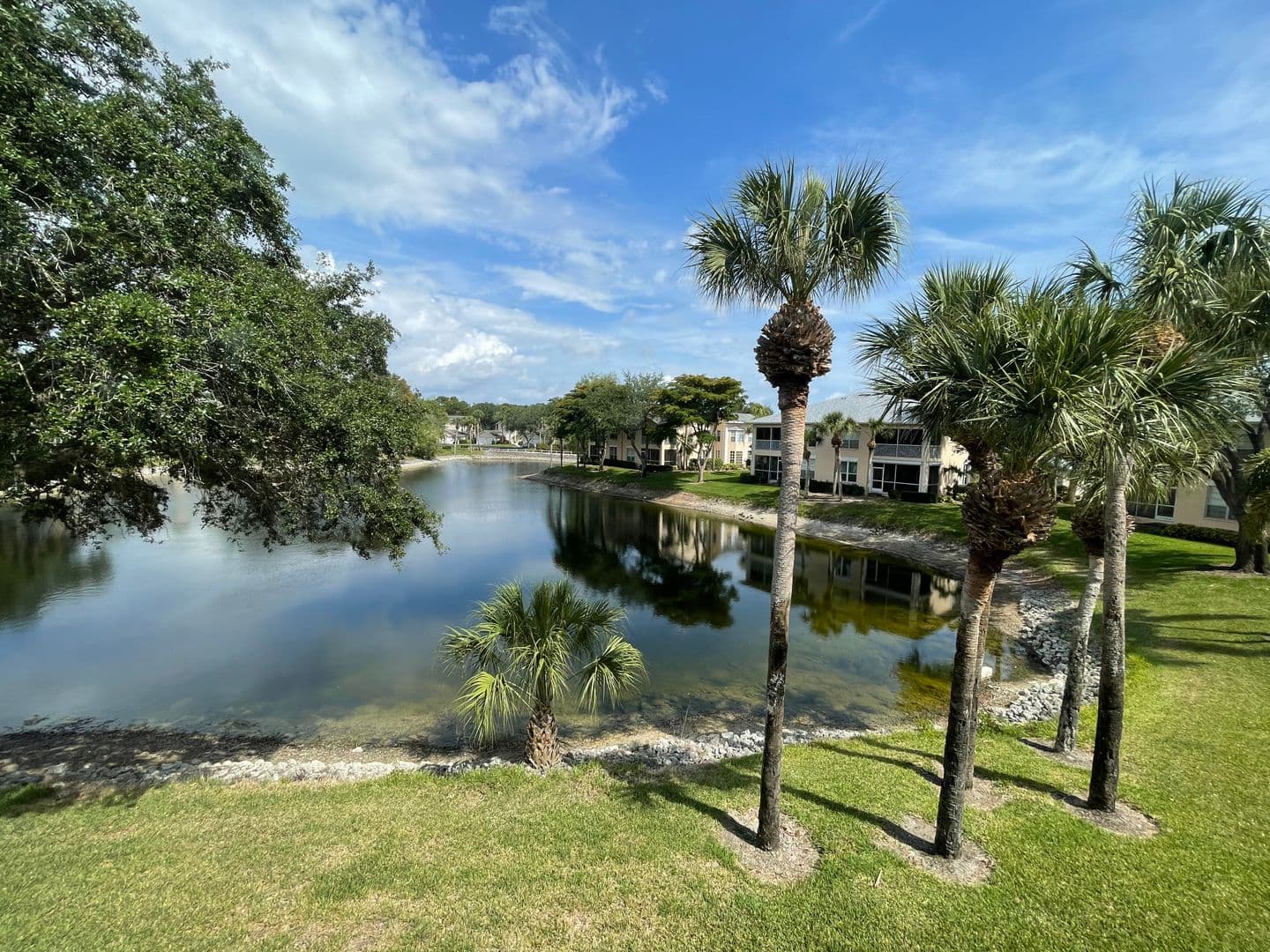 Naples Condo: 440 Wiggins Lake Ct. #201
