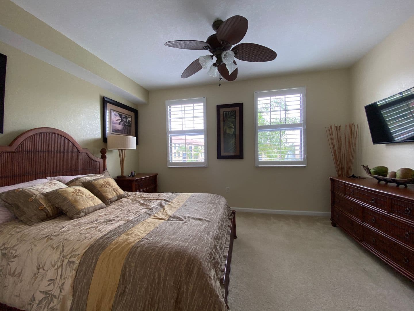 Naples Condo: 12940 Positano Cir #204