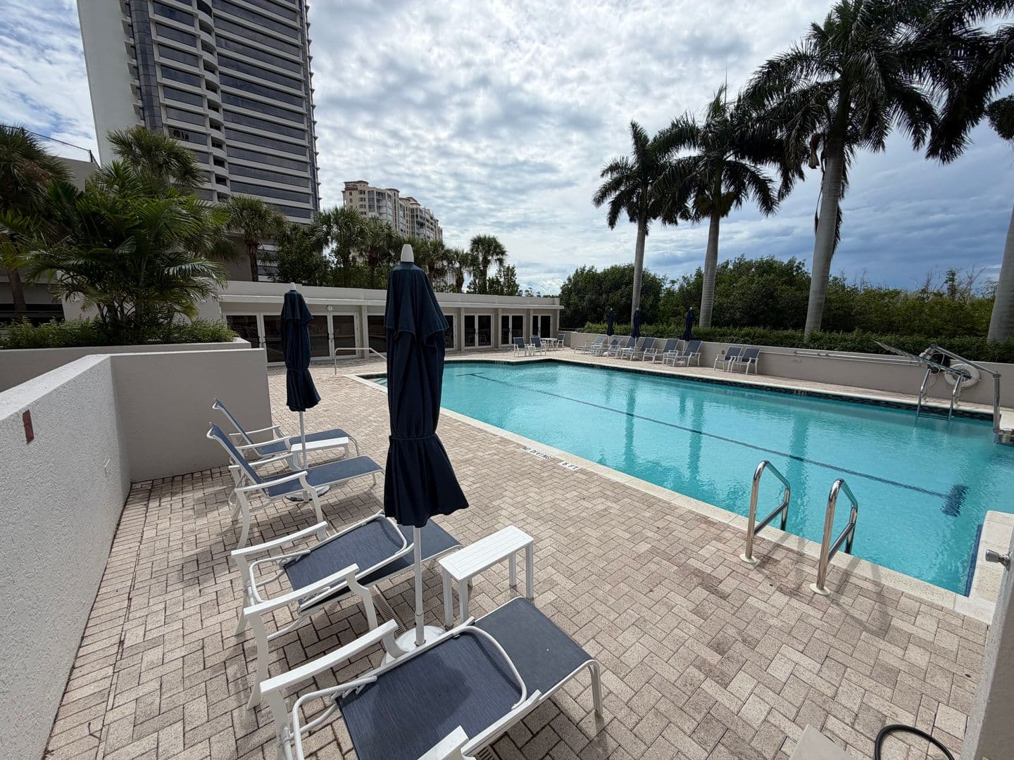 Naples Condo: 6849 Grenadier BLVD