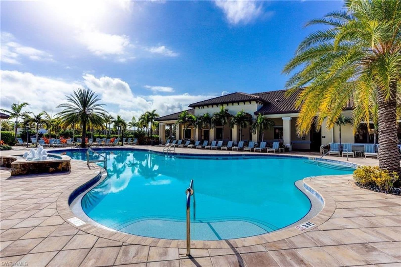 Naples Condo: 13548 Coronado Dr.