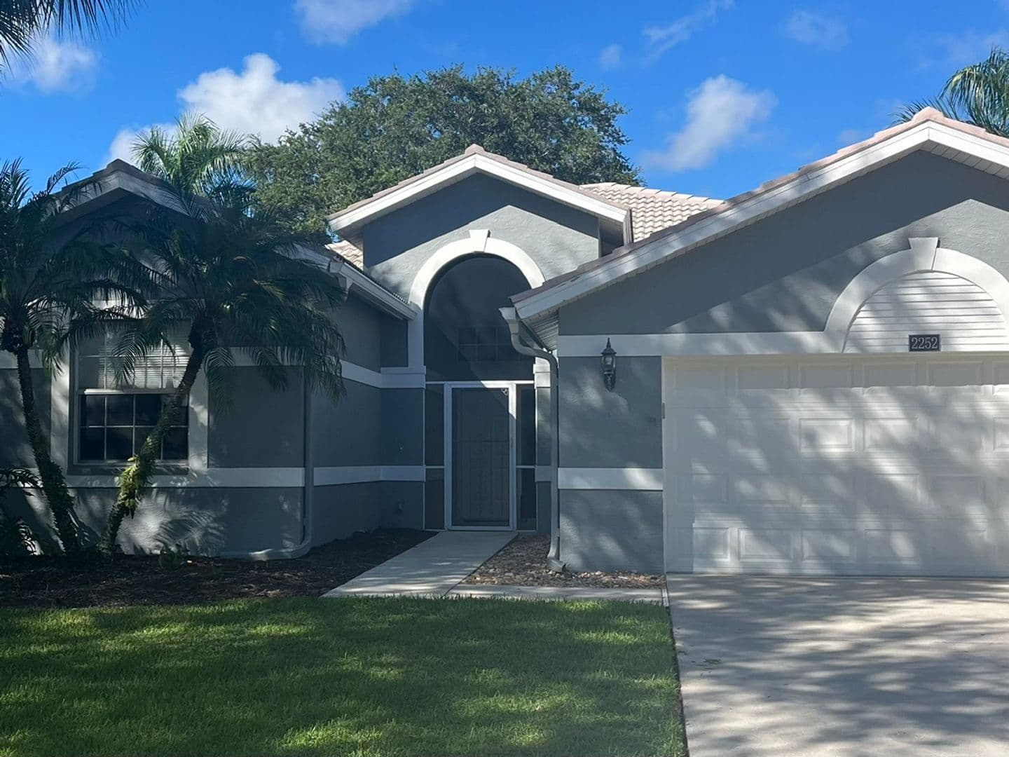 Naples Townhome: 2252 Heritage Greens Dr.
