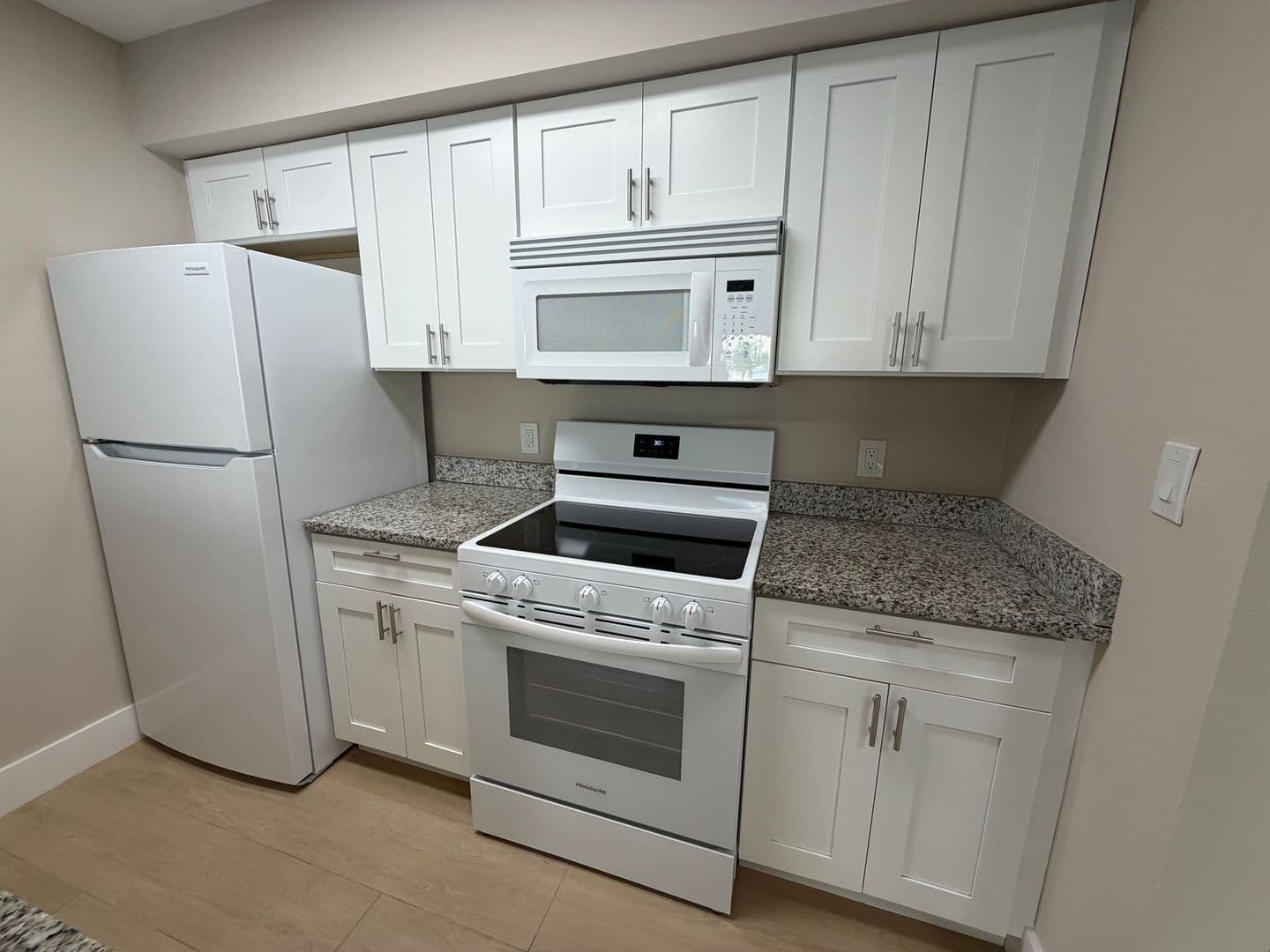 Fort Myers Condo: 5317 Summerlin Rd.