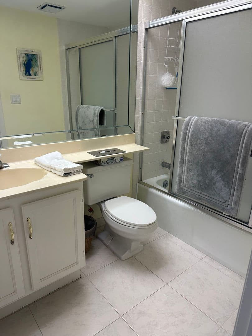 BONITA SPRINGS Condo: 26171 HICKORY BLVD 7C