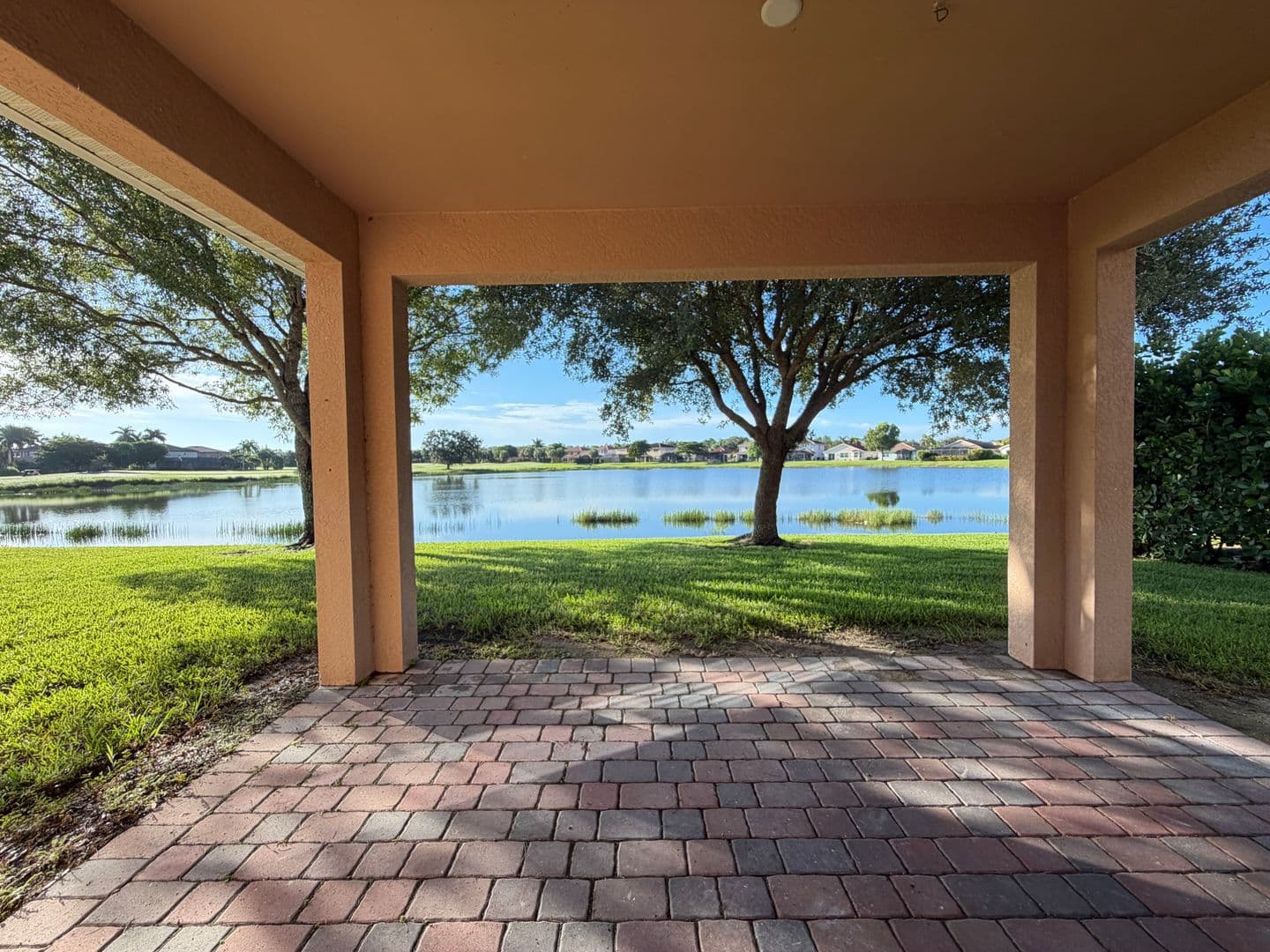 Naples House: 1484 Birdie Dr.