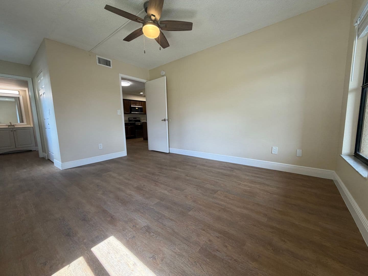Fort Myers Condo: 5321 Summerlin Rd.