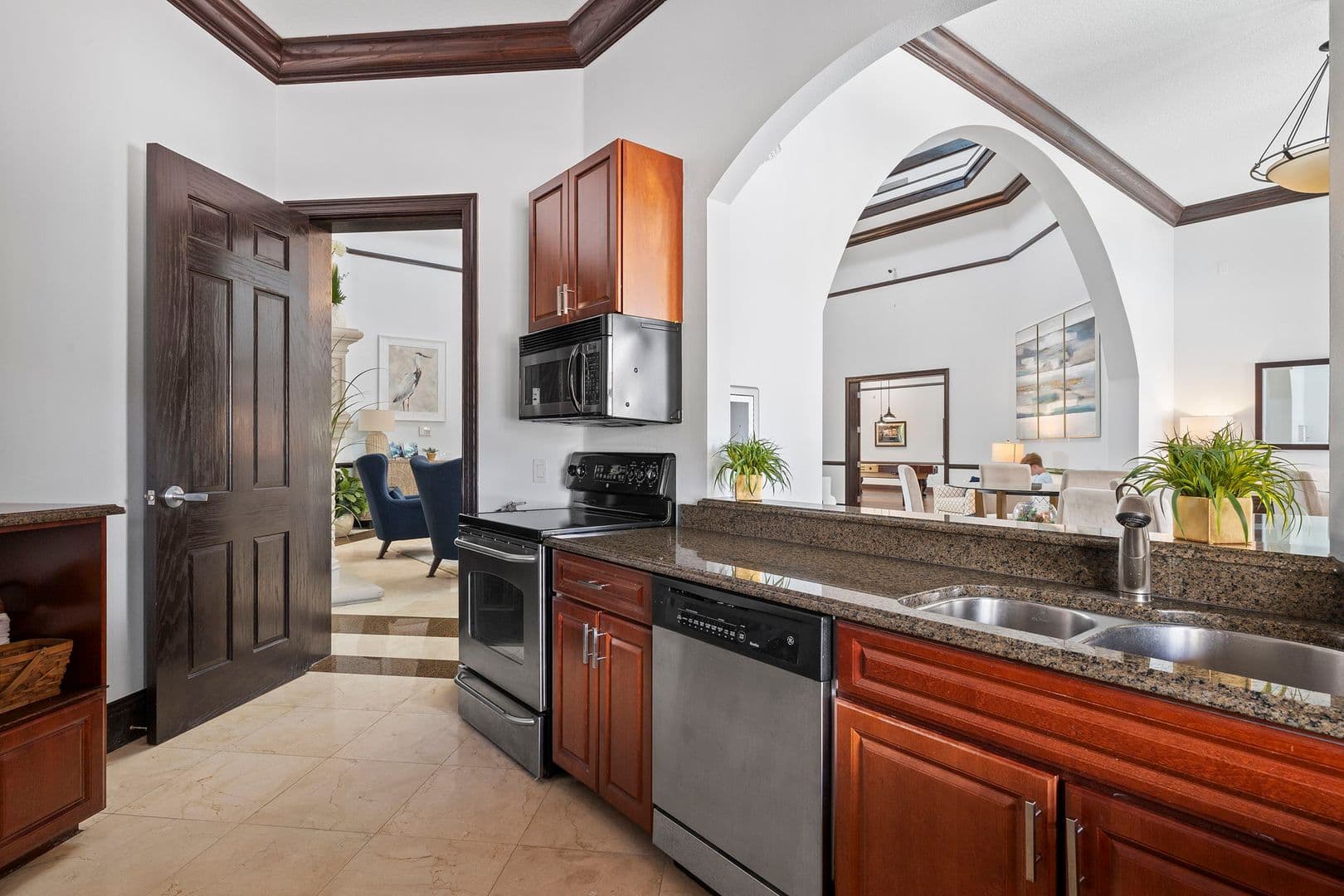 Naples Condo: 12940 Positano Cir #204