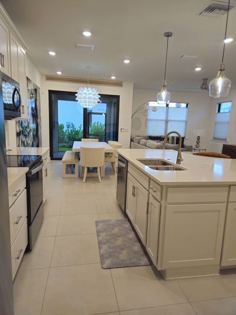 Naples Townhome: 4211 Sonoma Oaks Cir.
