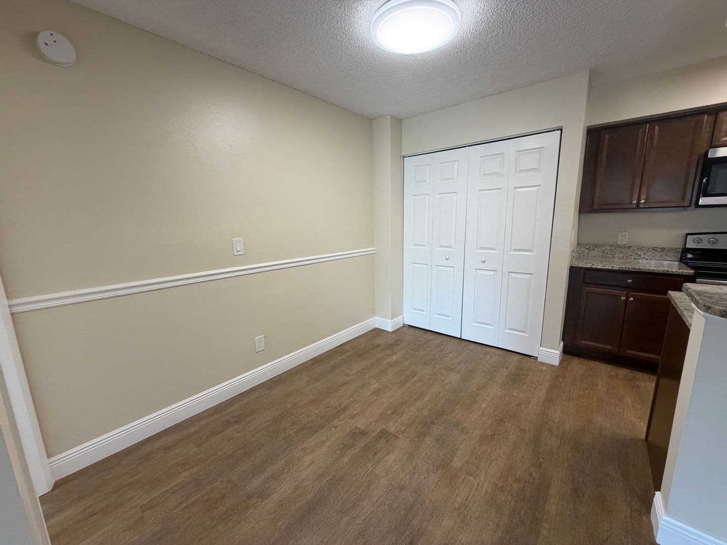 Fort Myers Condo: 5321 Summerlin Rd.
