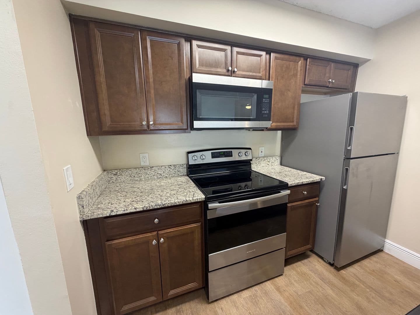 Fort Myers Condo: 5321 Summerlin Rd.