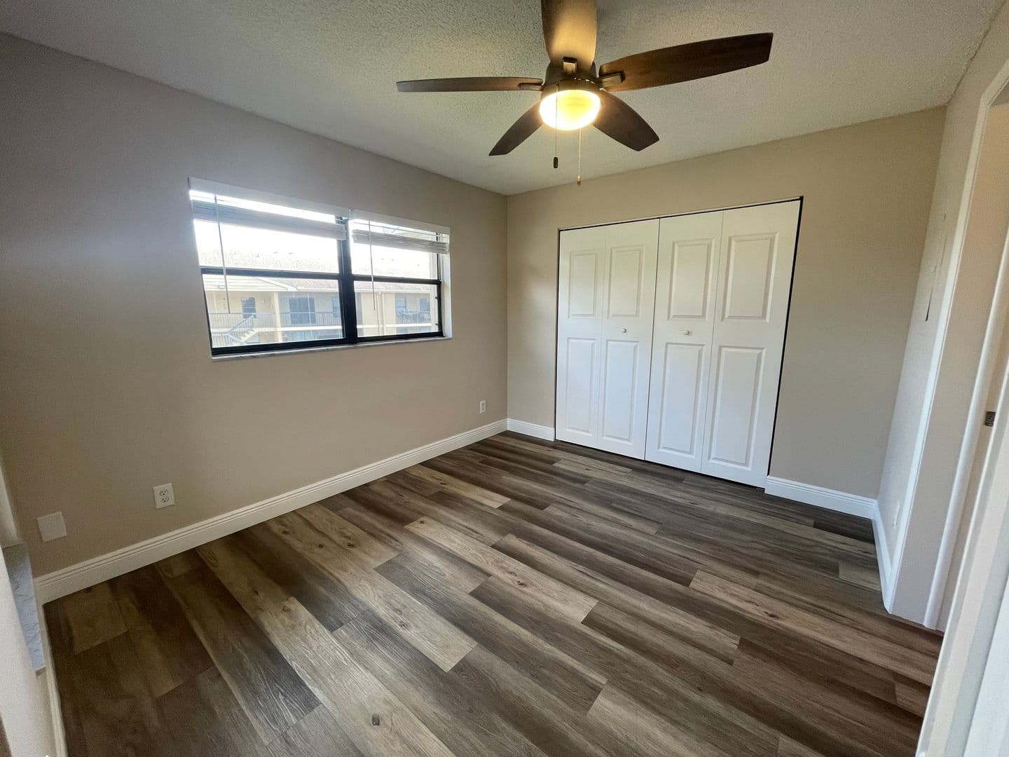 Fort Myers Condo: 5325 Summerlin Rd