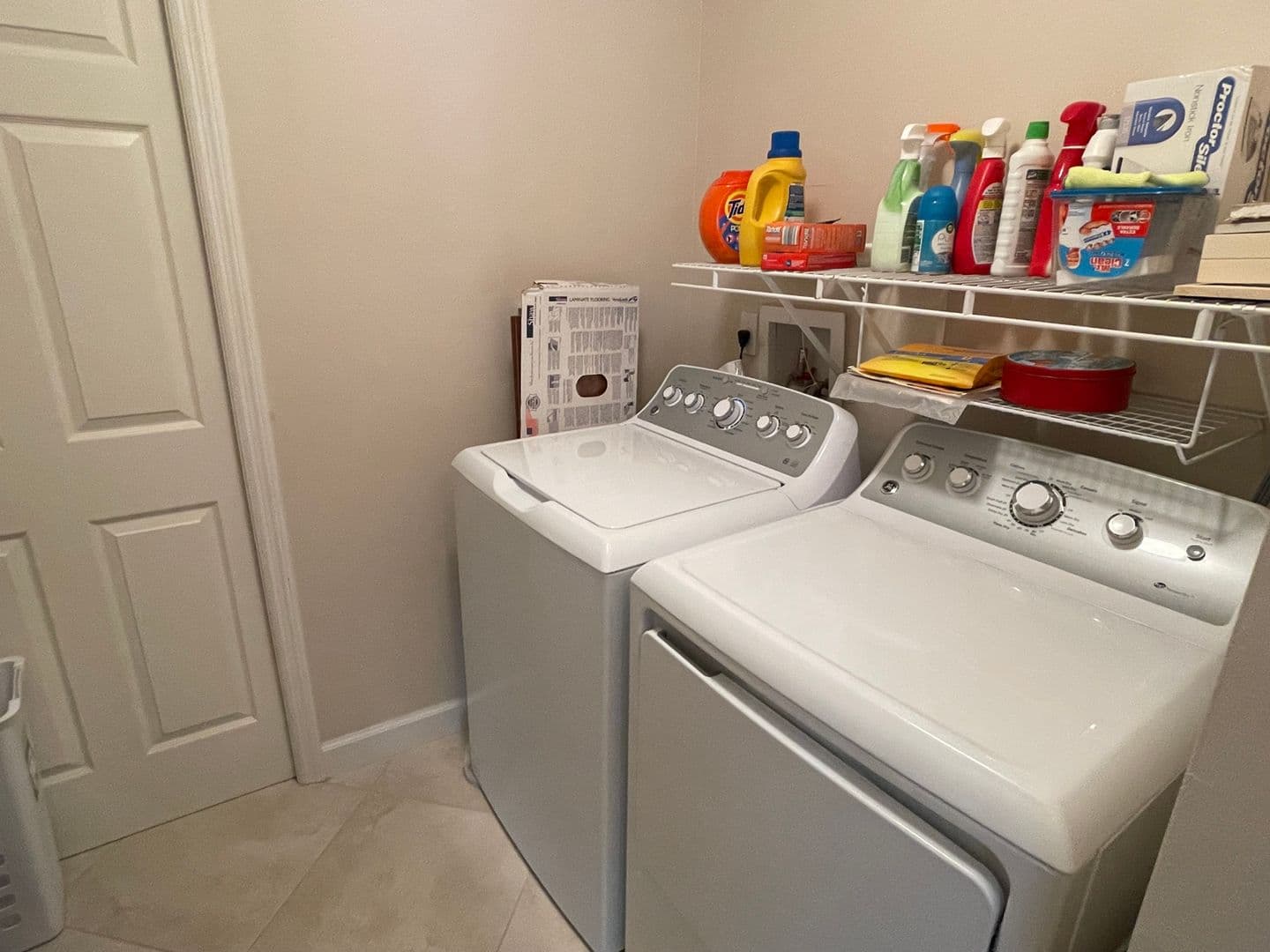 Naples Condo: 440 Wiggins Lake Ct. #201
