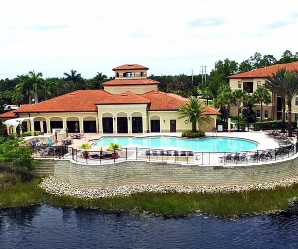 Naples Condo: 12940 Positano Cir #204