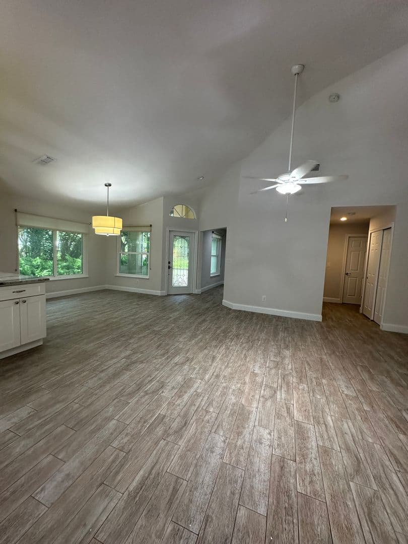 Estero House: 21194 Old Oak Pl