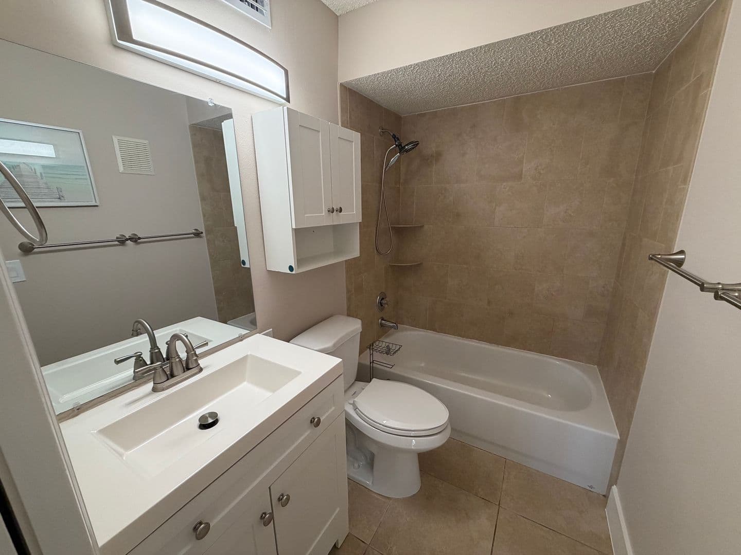 Naples Condo: 2094 Arbour Walk Cir.