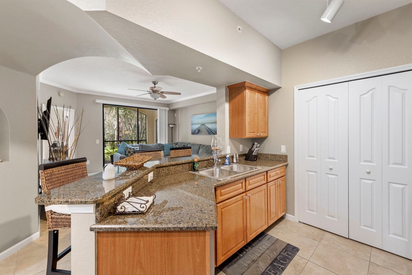 Naples Condo: 12955 Positano Cir #104