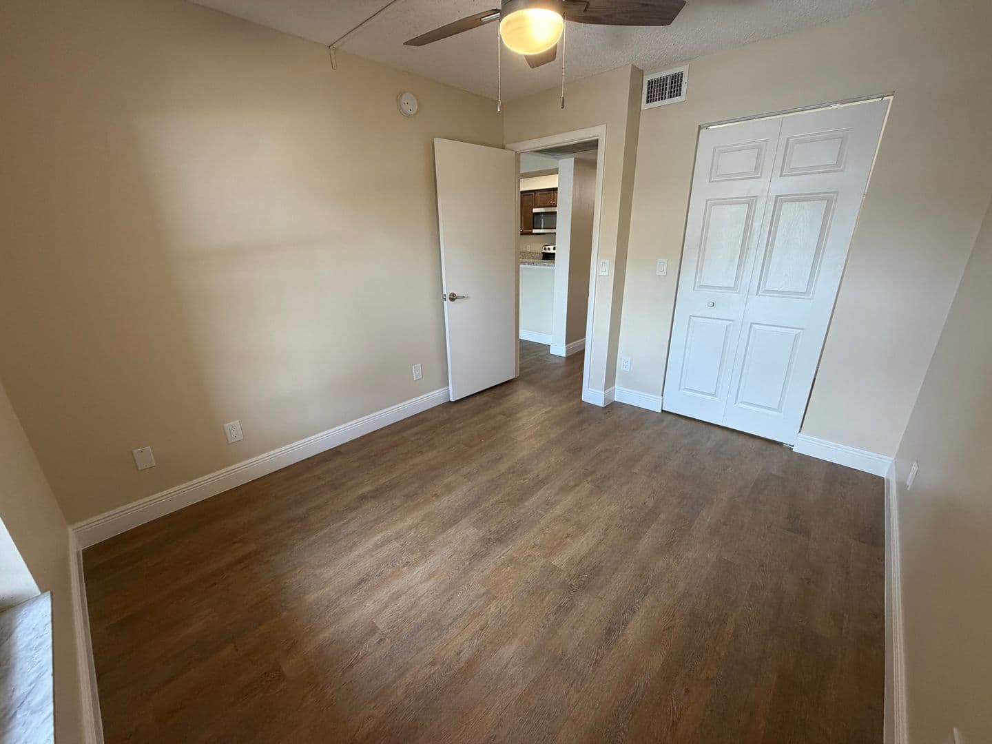 Fort Myers Condo: 5321 Summerlin Rd.