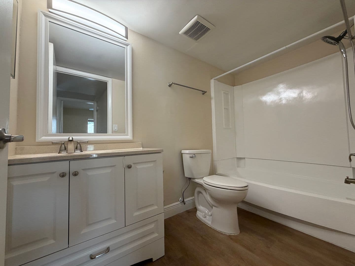 Fort Myers Condo: 5321 Summerlin Rd.