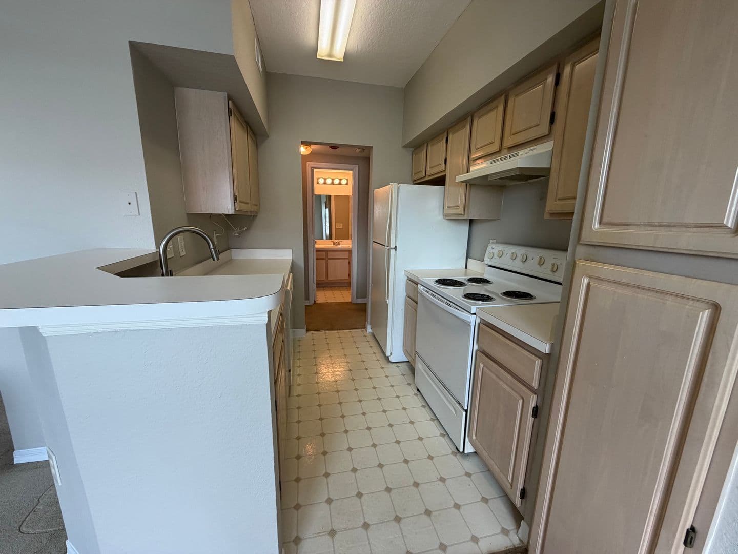Estero Condo: 23500 Walden Center #309